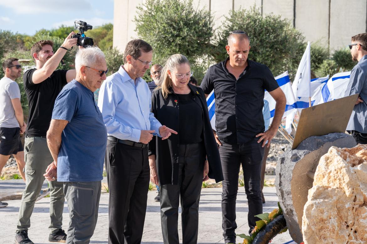 ניר עובדיה (6)